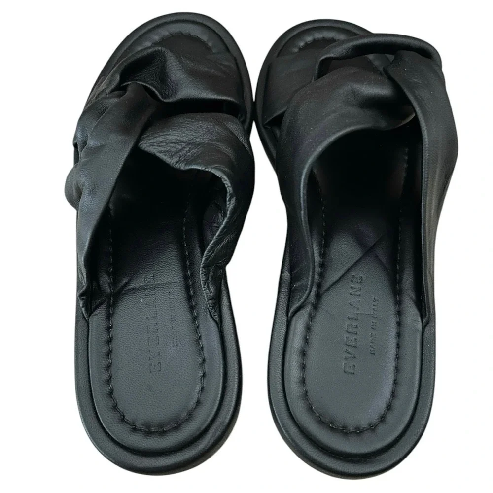 Everlane Black Leather Twist Slide Sandals Padded Minimalist Flat Size 7 - Picture 4 of 7